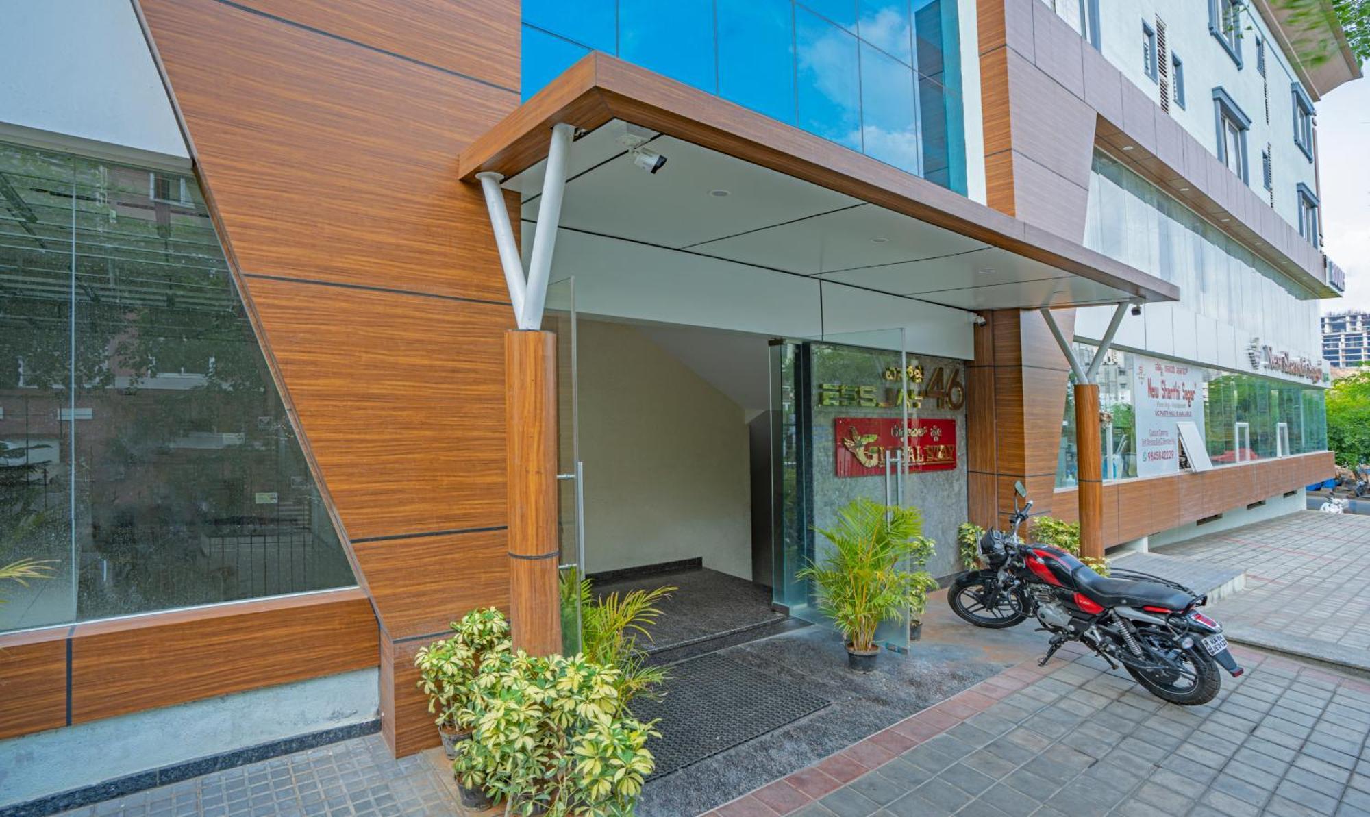 העיר בנגלור Treebo Global Stay, Uttarahalli מראה חיצוני תמונה